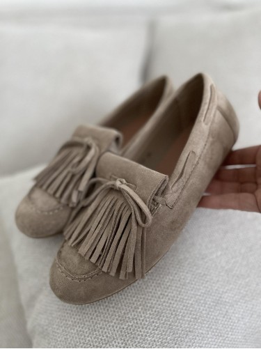 MOKASYNY FRĘDZLE EKO-ZAMSZ BEIGE