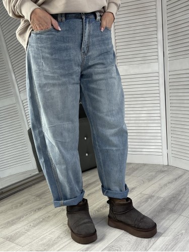 SPODNIE JEANS BANANA BLUE