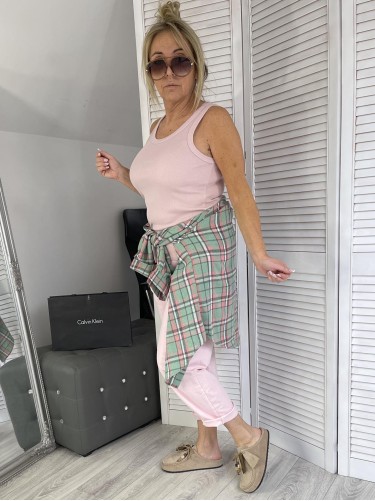 TOP MICHELLE PRĄŻEK PUDER