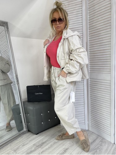 TOP MICHELLE PRĄŻEK KORAL