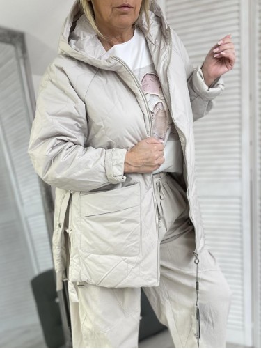 KURTKA FEMALE BEAUTY PIKOWANA BEIGE