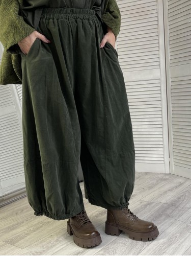SPODNIE SZTRUKS STELLA CIEMNY KHAKI